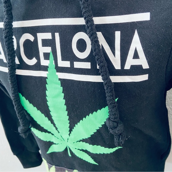 Barcelona Designs ‘Smoke Weed Every Day” Hoodie Sweatshirt - XS - Picture 2 of 4